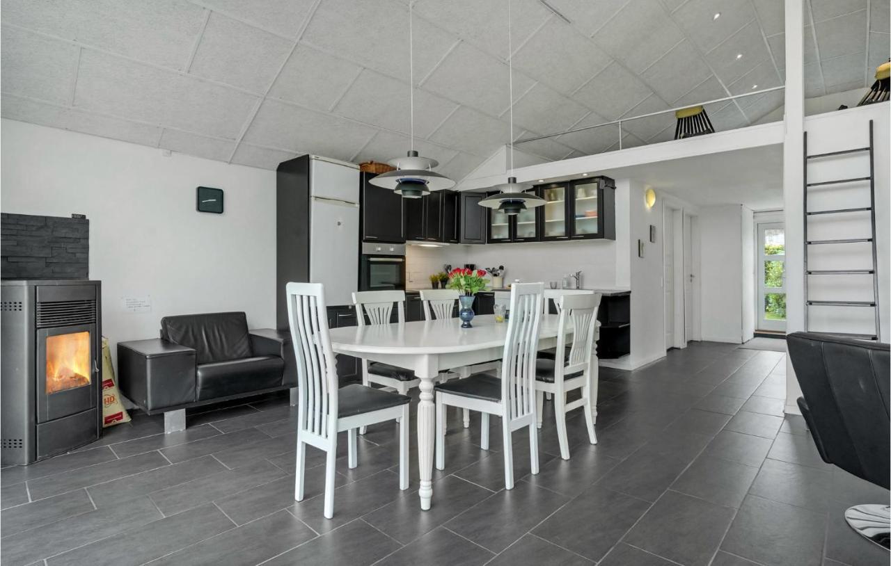 Beautiful Home In Borkop With Kitchen Экстерьер фото
